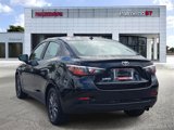 Used 2020 Toyota Yaris L image 4