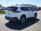 Used 2023 Nissan Rogue SV image 3