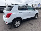 Used 2018 Chevrolet Trax LT w/ LT Convenience Package image 6