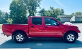 Used 2011 Nissan Frontier SV image 2
