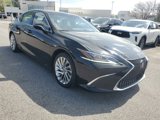 Used 2019 Lexus ES 300h w/ Luxury Package image 3