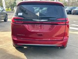 New 2025 Chrysler Pacifica Pinnacle image 5