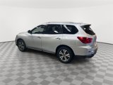 Used 2019 Nissan Pathfinder SV image 4