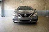 Used 2016 Nissan Altima 2.5 SR w/ Interior Lighting Package image 2
