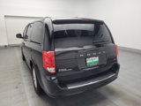 Used 2016 Dodge Grand Caravan SXT w/ UConnect Hands-Free Group image 5
