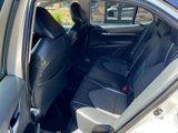 Used 2019 Toyota Camry SE image 5
