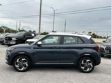 Used 2023 Hyundai Venue Limited image 6