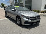 Certified 2022 Volkswagen Jetta SE image 4