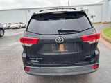 Used 2018 Toyota Highlander FWD V6 image 4