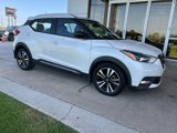 Used 2019 Nissan Kicks SR image 2