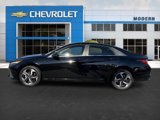 Used 2021 Hyundai Elantra Limited w/ Cargo Package image 2