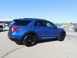 Used 2022 Ford Explorer XLT image 3
