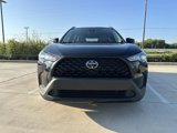 Used 2022 Toyota Corolla Cross LE image 2