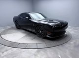 Used 2016 Dodge Challenger SRT image 2