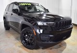Used 2024 Jeep Grand Cherokee Altitude image 3