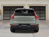 Certified 2022 Volvo XC40 P8 Recharge Plus image 5