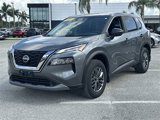Used 2023 Nissan Rogue S image 2