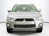 Used 2013 Mitsubishi Outlander SE image 2