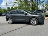 Used 2020 Ford Escape SE image 2