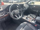 Used 2018 Audi Q5 2.0T Premium Plus w/ Premium Plus Package image 2
