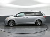 Used 2018 Toyota Sienna XLE image 4