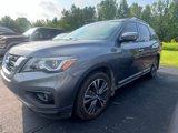Used 2017 Nissan Pathfinder Platinum image 3