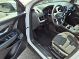 Used 2022 GMC Terrain SLE w/ Driver Convenience Package image 6