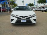 Used 2020 Toyota Camry SE image 2