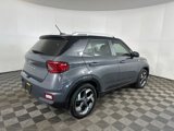 Used 2023 Hyundai Venue Limited image 3