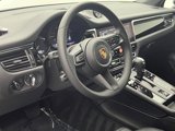 Certified 2025 Porsche Macan image 4
