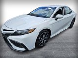 Used 2023 Toyota Camry SE image 3