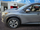 Used 2023 Nissan Rogue SV image 2
