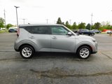 Used 2024 Kia Soul LX w/ Option Group 015 image 2