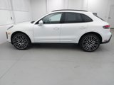 Used 2025 Porsche Macan image 2