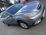 Used 2011 Subaru Outback 2.5i Limited image 4