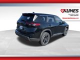 Used 2024 Nissan Rogue SV image 4