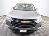 Used 2020 Chevrolet Traverse LT image 2