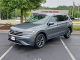 Used 2022 Volkswagen Tiguan SE image 3