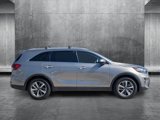 Used 2019 Kia Sorento EX image 4