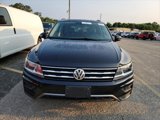 Used 2019 Volkswagen Tiguan SE w/ Panoramic Sunroof Package image 3