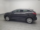 Used 2018 Nissan Rogue Sport S image 3