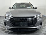 Used 2022 Audi e-tron Premium Plus w/ Premium Plus Package image 2