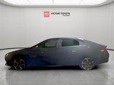 Used 2023 Hyundai Elantra Limited w/ Preferred Accessory Package image 3