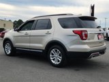 Used 2017 Ford Explorer XLT image 5