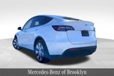 Used 2022 Tesla Model Y Long Range image 3