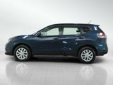 Used 2016 Nissan Rogue S image 2