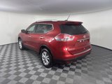 Used 2014 Nissan Rogue SV image 3