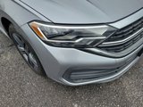Certified 2022 Volkswagen Jetta SE w/ Panoramic Sunroof Package image 3
