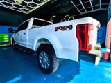 Used 2017 Ford F250 Lariat w/ Chrome Package image 3