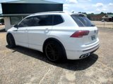 Used 2022 Volkswagen Tiguan SEL R-Line image 3